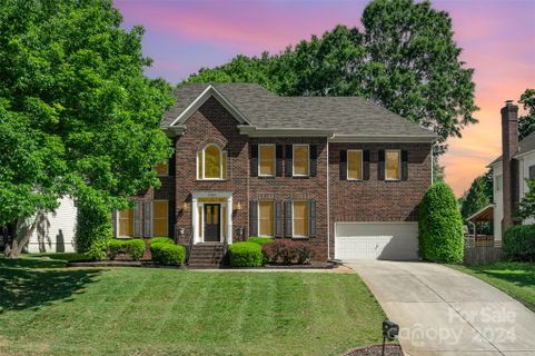 12409 Sylvan Oak Way
