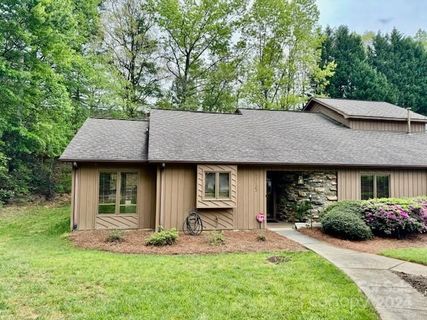 1715 12th Street sold home in Huntington Woods Townhouses, Hickory, NC