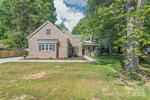 132 Keowee Circle sold home in Rushing Park, Indian Trail, NC