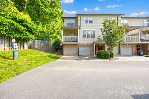 6407 Quarterbridge Lane sold home in Michaels Landing, Charlotte, NC