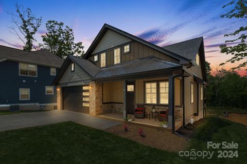17 Reagan Run Court sold home in Legacy Park, Arden, NC