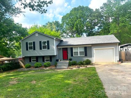 120 Shady Bluff Drive sold home in Tablerock, Gastonia, NC