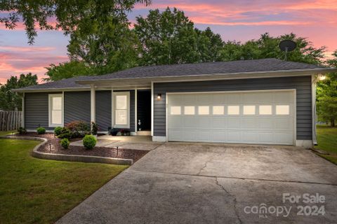 10933 Coachman Circle