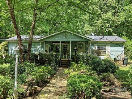 6615 Mccain Boulevard sold home in Mccain Park, Waxhaw, NC