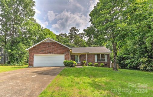 2018 Brandywine Drive sold home in Brandywine, Matthews, NC