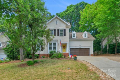 7806 Forest Oaks Lane sold home in The Oaks On Providence, Waxhaw, NC