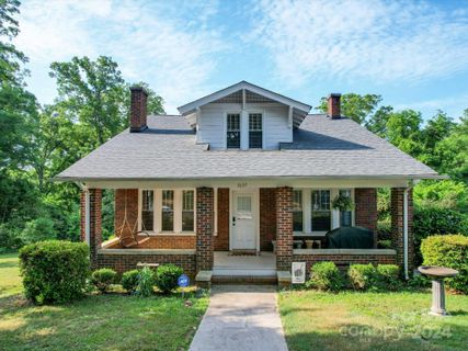 1637 Maple Avenue sold home in West End, Albemarle, NC