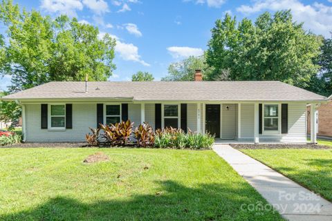 6701 Woodfield Drive sold home in Green Forest, Charlotte, NC