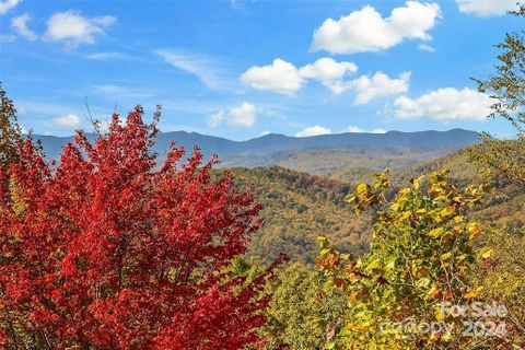 560 Sunrise Path sold home in Deerwood, Marion, NC