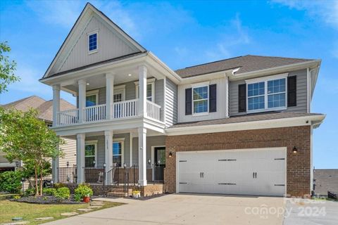 1515 Spruce Lane