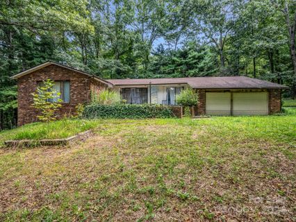 3 N Marley Drive sold home in Butt Mountain Estates, Flat Rock, NC