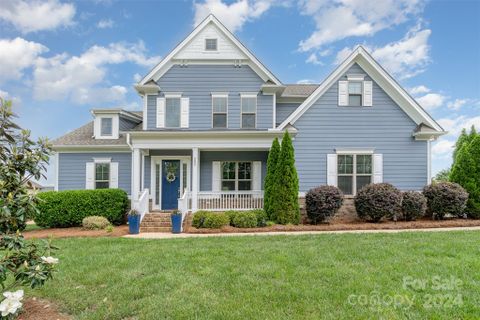209 Seven Oaks Landing