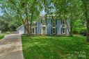 8601 Doe Run Road sold home in Charlotte, SC