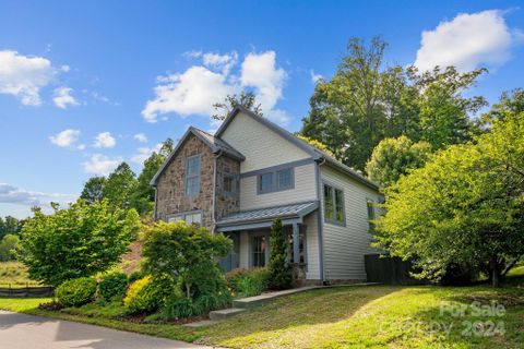 52 Verde Drive sold home in The Villages At Crest Mountain, Asheville, NC