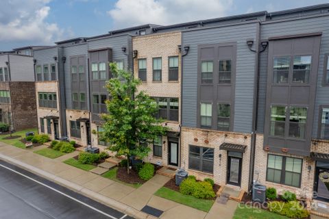420 Music Hall Way sold home in Tremont Square, Charlotte, NC