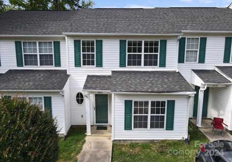 5434 Esther Lane sold home in Summerville, Charlotte, NC