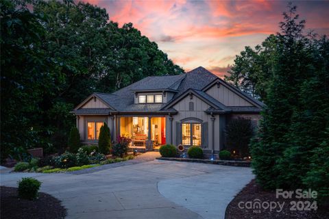 553 Pearl Bay Drive