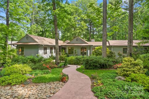 24 Crooked Oak Court sold home in Sweetwater Hills, Hendersonville, NC