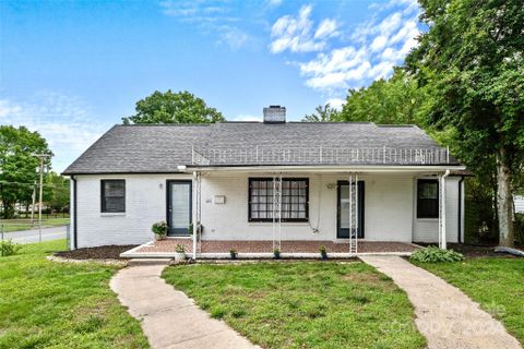 3942 Mcmillan Street sold home in Plaza Forest, Charlotte, NC