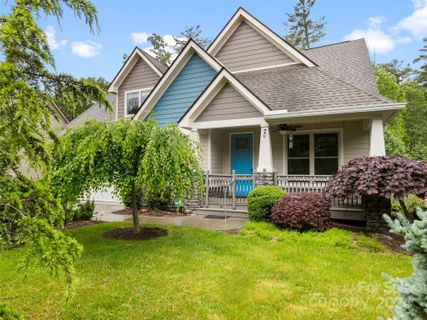 20 Quail Hollow Drive sold home in Quail Hollow, Arden, NC