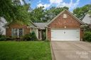 353 Dutchmans Meadow Drive sold home in Mount Holly, SC