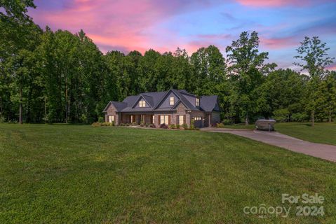 200 Barra Drive sold home in Aubert Landing, Waxhaw, NC