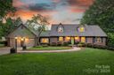 300 Castlegate Drive sold home in Morganton, SC