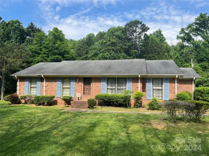 7111 Pitchfork Lane