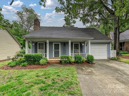 7305 Leacroft Court