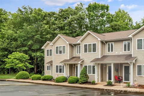 3245 White Oak Court L3 sold home in White Oak Manor, Claremont, NC