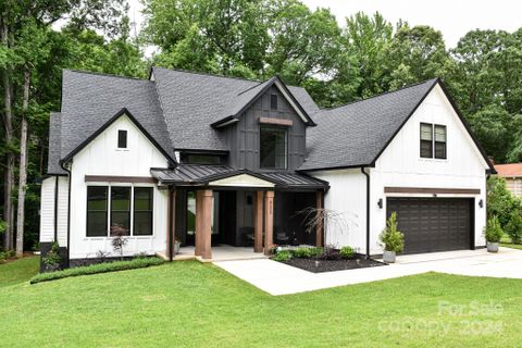 322 Mountainview Drive sold home in Sardis Hills, Charlotte, NC