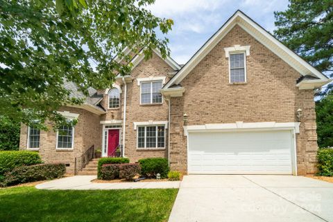 106 Honeysuckle Creek Loop sold home in Honeysuckle Creek, Mooresville, NC