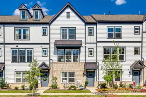 4017 Hidden Oaks Drive sold home in Hudson Oaks, Charlotte, NC