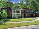 2732 Huntingtowne Farms Lane sold home in Charlotte, SC