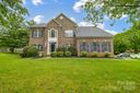 143 Harbor Cove Lane sold home in Mooresville, SC