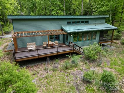 65 White Oak Terrace