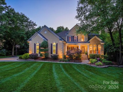 559 Hemmings Place