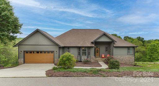 15 Adas Way sold home in Alpine Meadows, Weaverville, NC