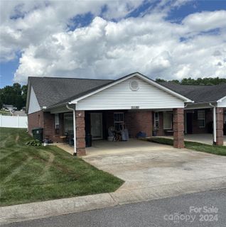 6001 Cloninger Court A sold home in Magnolia Place, Lowell, NC