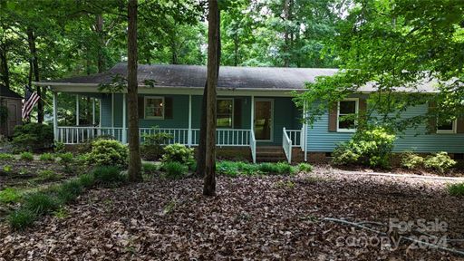 2305 Raccoon Run sold home in Bearskin Place, Monroe, NC
