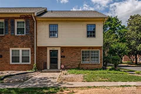 4716 Old Lantern Way sold home in Candlewood, Charlotte, NC
