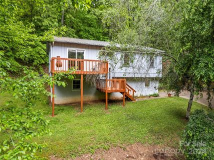 46 Highland Terrace sold home in Highland Terrace, Clyde, NC