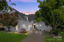 15923 Riverpointe Drive sold home in Charlotte, SC