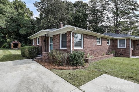 317 Gaston Avenue sold home in Woodland Park, Mount Holly, NC
