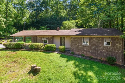 209 Cobblestone Drive sold home in Cobblestone, Marion, NC