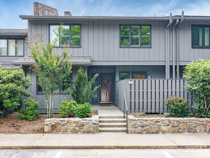 402 Crowfields Drive