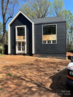 3250 Harrow Place