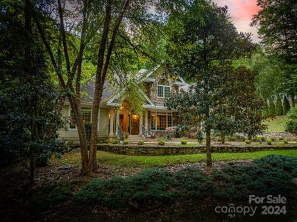165 Sanctuary Drive sold home in Sanctuary Cove, Waynesville, NC