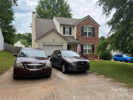 5223 Grass Run Court sold home in Green Meadows, Charlotte, NC