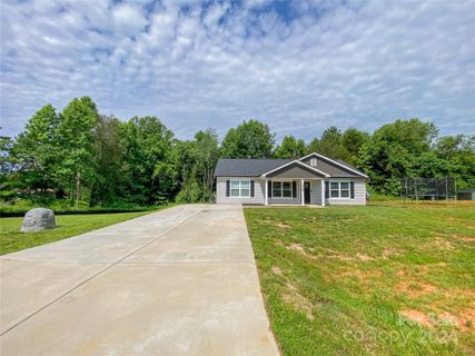 250 Lochshire Lane sold home in Covington Heights, Woodleaf, NC